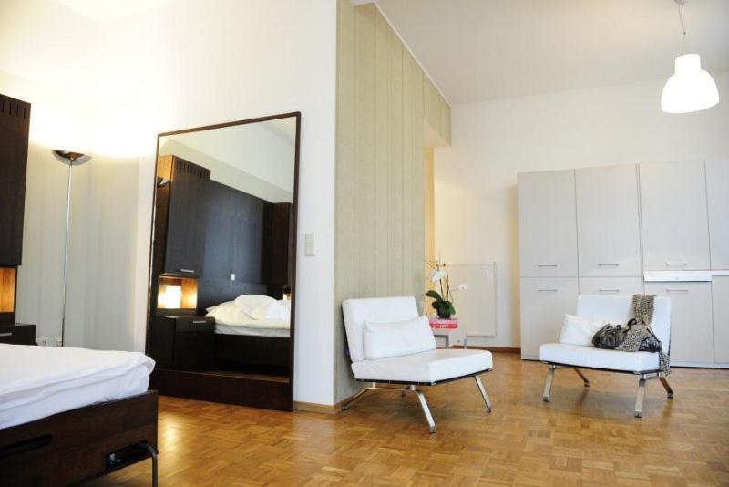 Key Inn Appart Hotel Belair Luxembourg Bagian luar foto